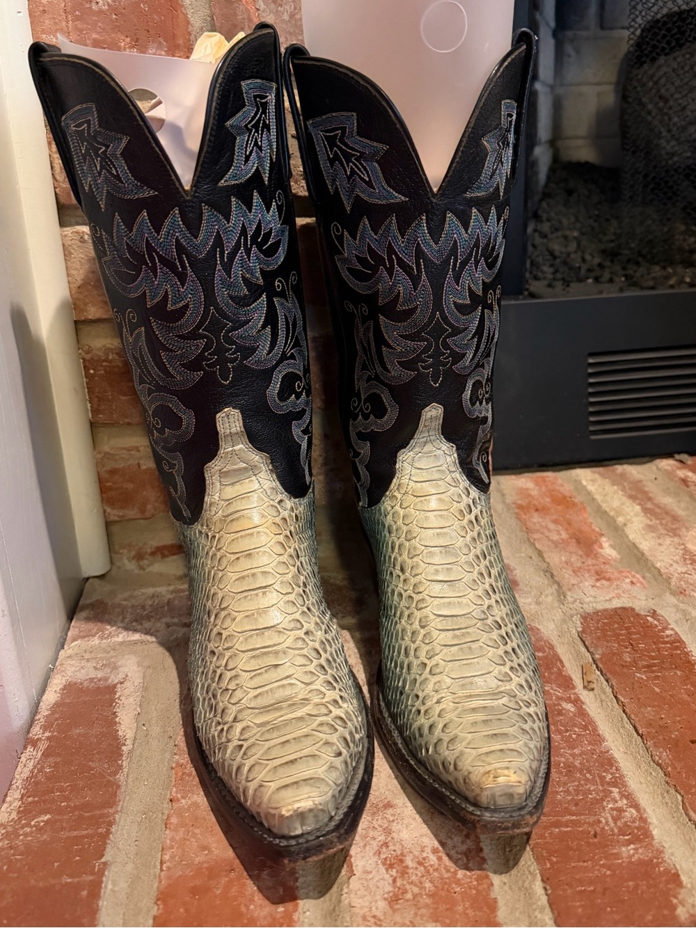 Lucchese 1883 Python Women’s Western Boots 7.5B